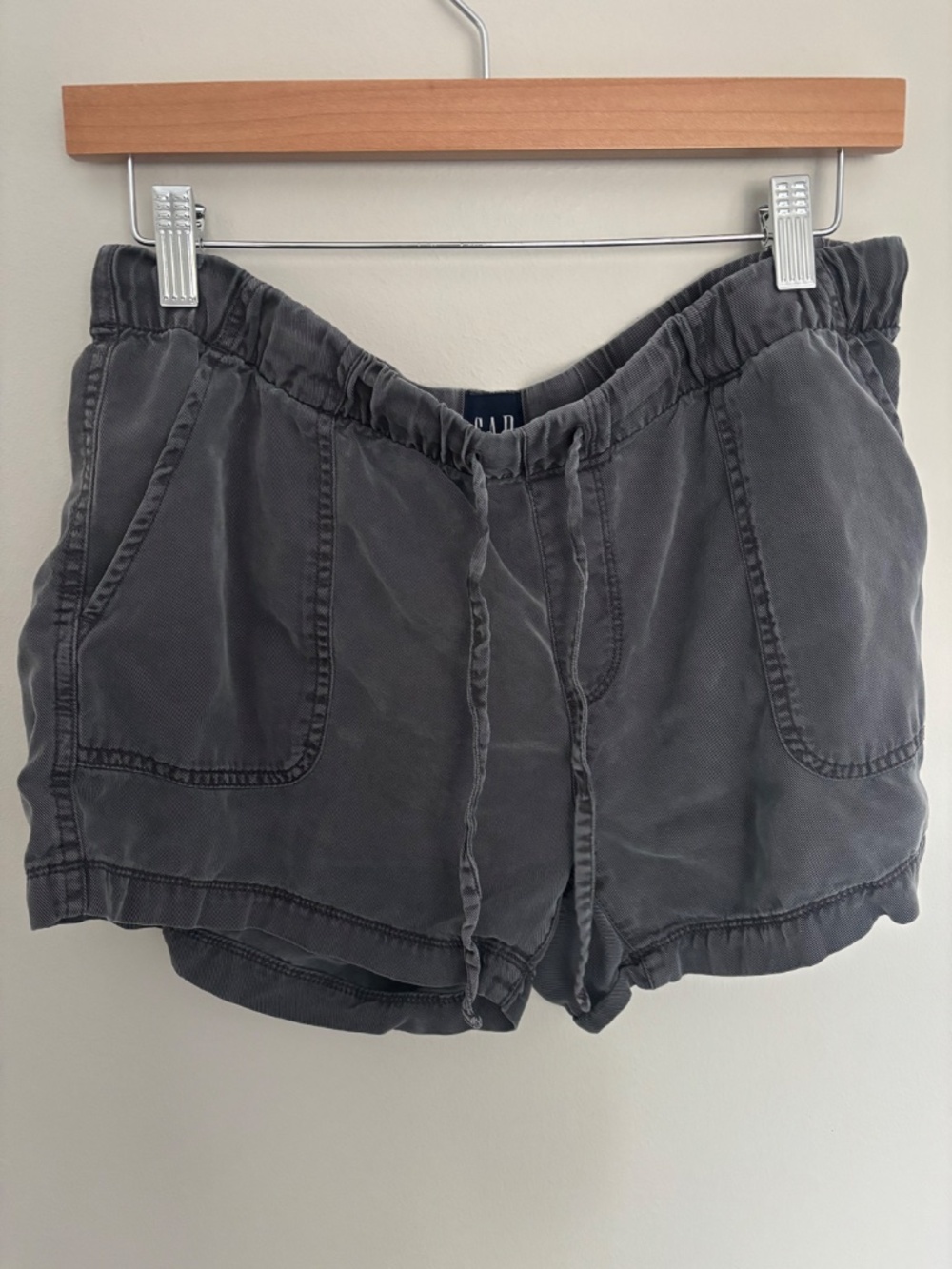 GAP Gray Drawstring Shorts - Small